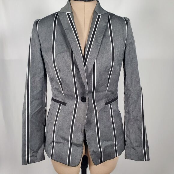 Tahari Women’s Blazer Jacket Size 2 Gray Black White Stripe Lined Fitted Classic - Picture 1 of 14